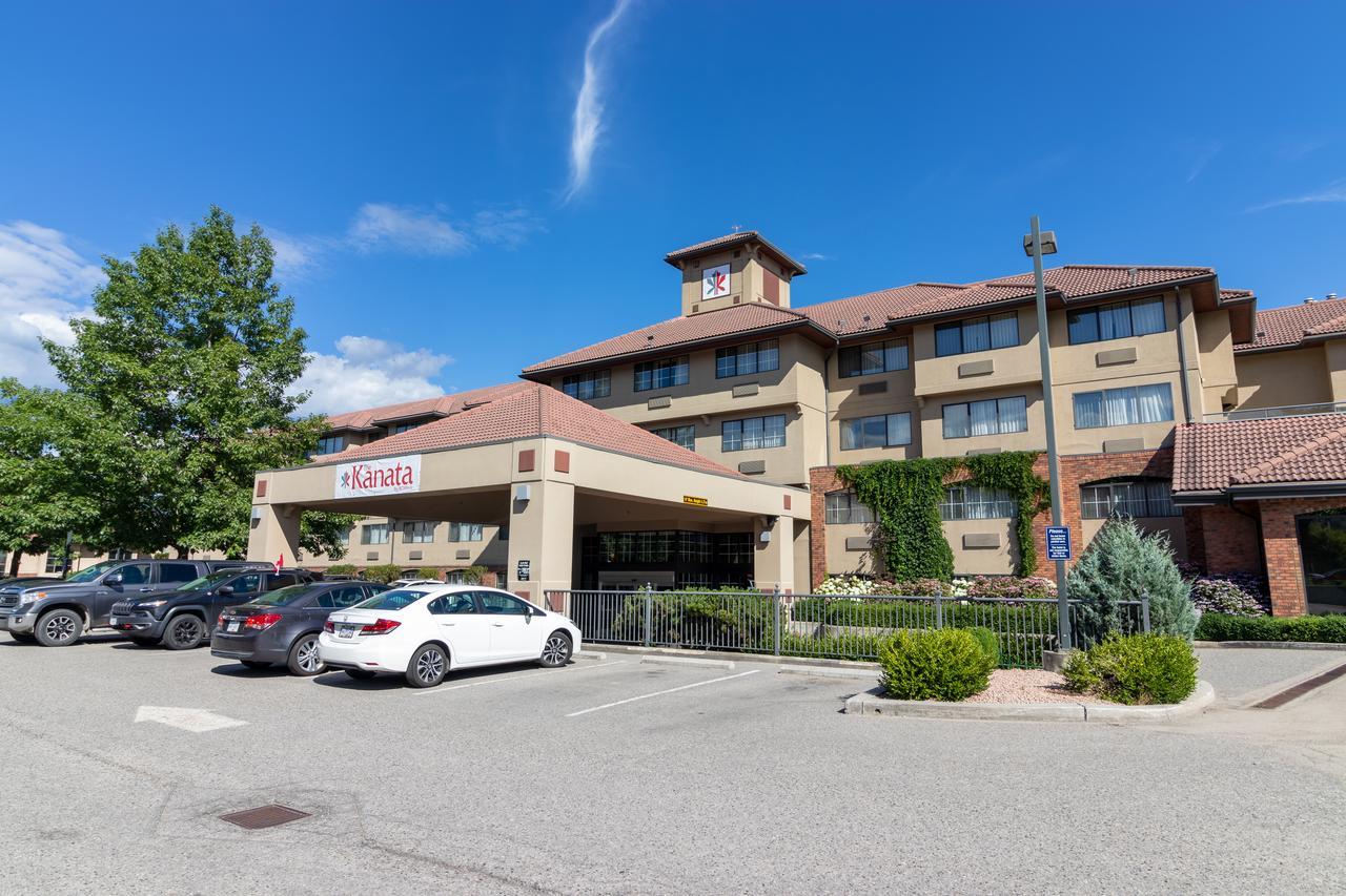 Hotel Kelowna & Conference Centre Екстер'єр фото